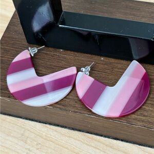Fun pierced acrylic earrings/ pierced ears only/light and dark pink & white